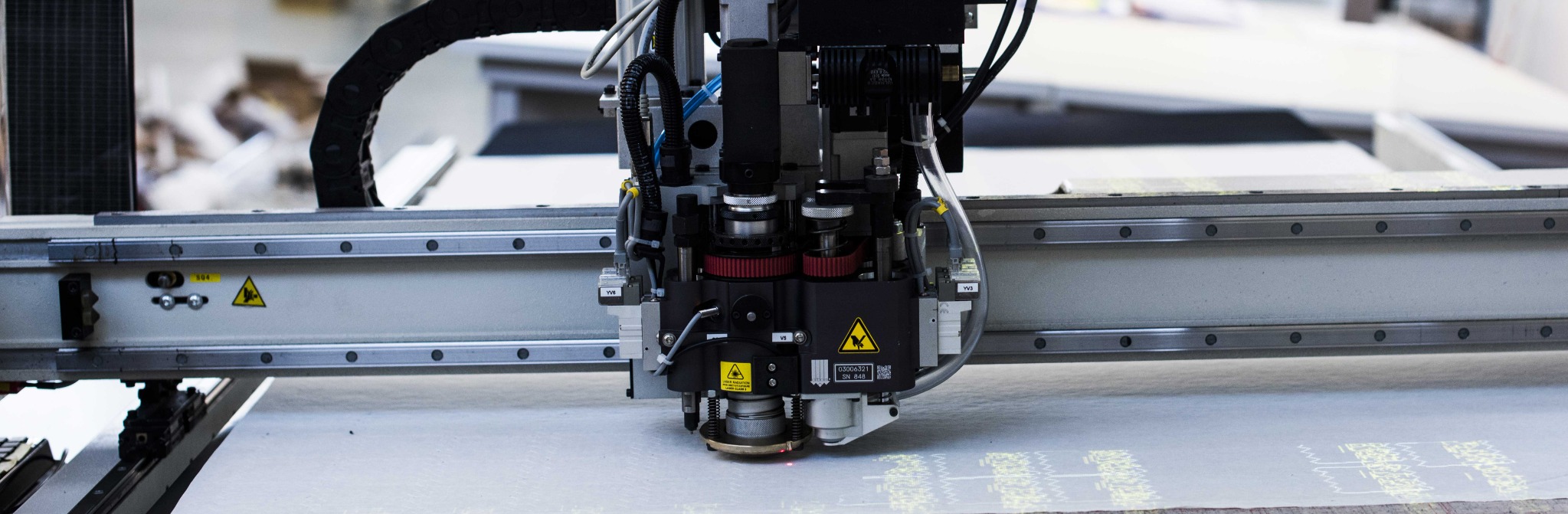 Macchina di taglio automatico Atom FlashCut presso 2ME LAB